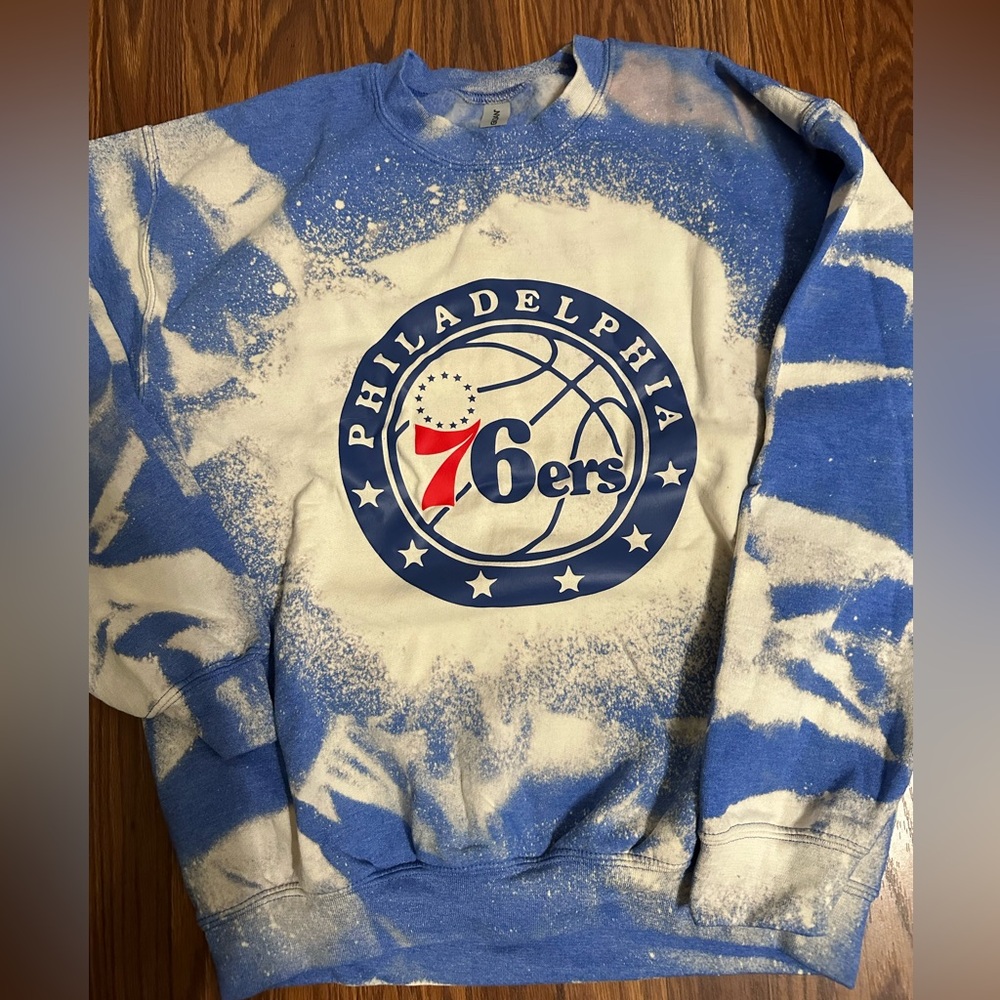 Philadelphia 76ers Blue and White Tie-Dye Sweatshirt NBA Unisex Size M